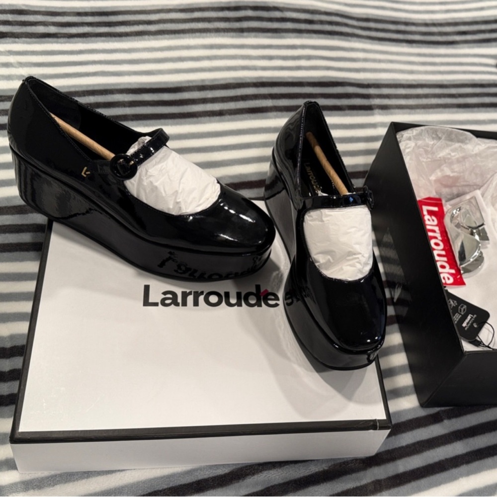 Blair Flatform In Black Patent Leather